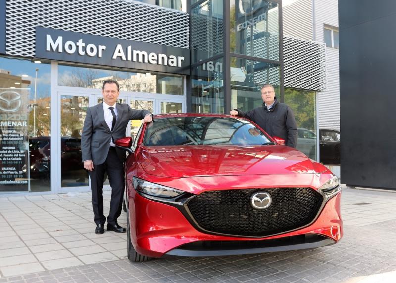  Mazda Almenar recibe el nuevo Mazda3 con tecnología M Hybrid
